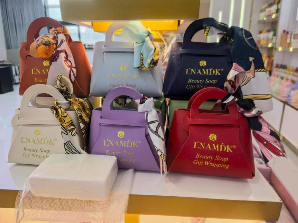 LNAMDK Handbag Gift Soap Collection